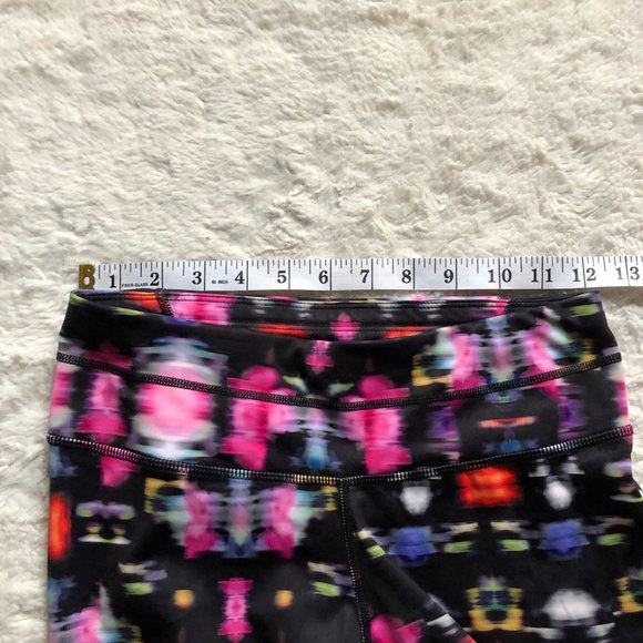 Athleta freedom sonar leggings - Picture 9 of 13